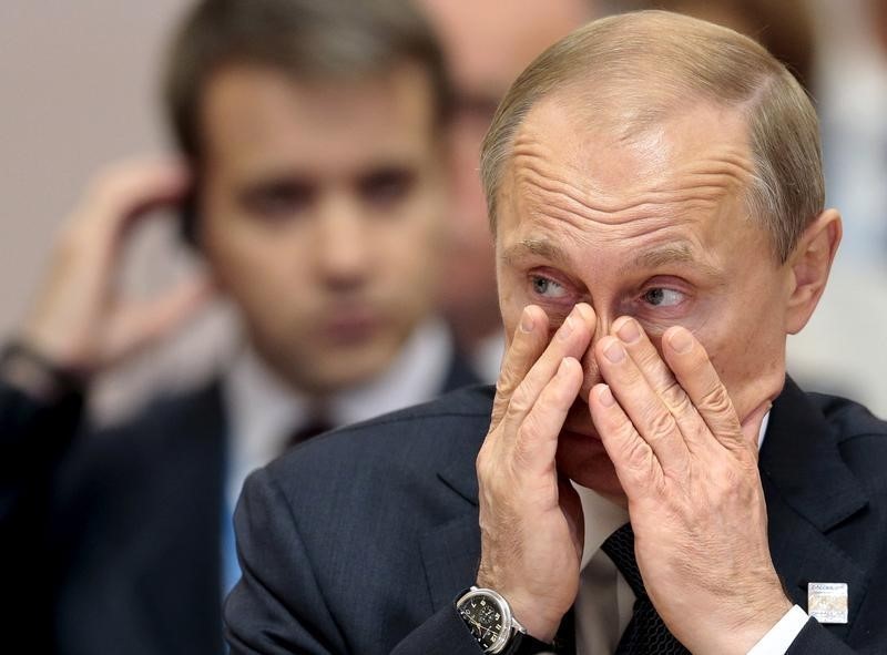 Путин поручил правительству принять решения по ликвидации до конца 2023 года более ста свалок
