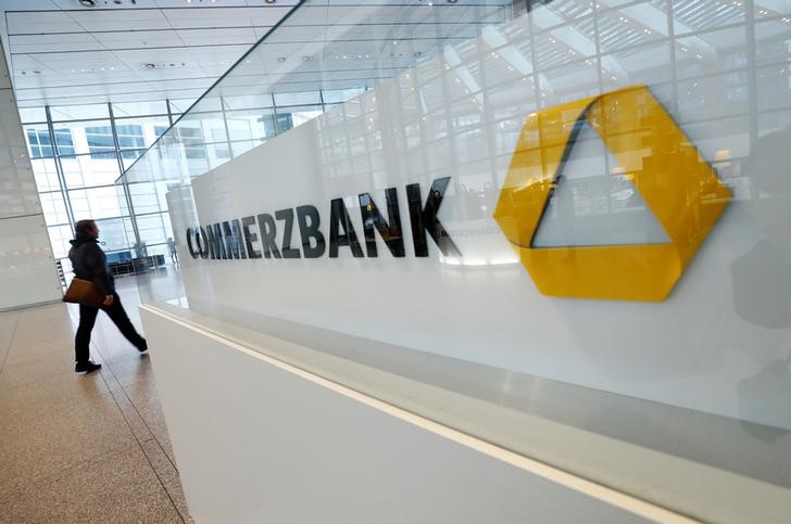 Commerzbank отчитался о прибыли в 4 кв выше прогнозов, ждет высоких результатов в 22г