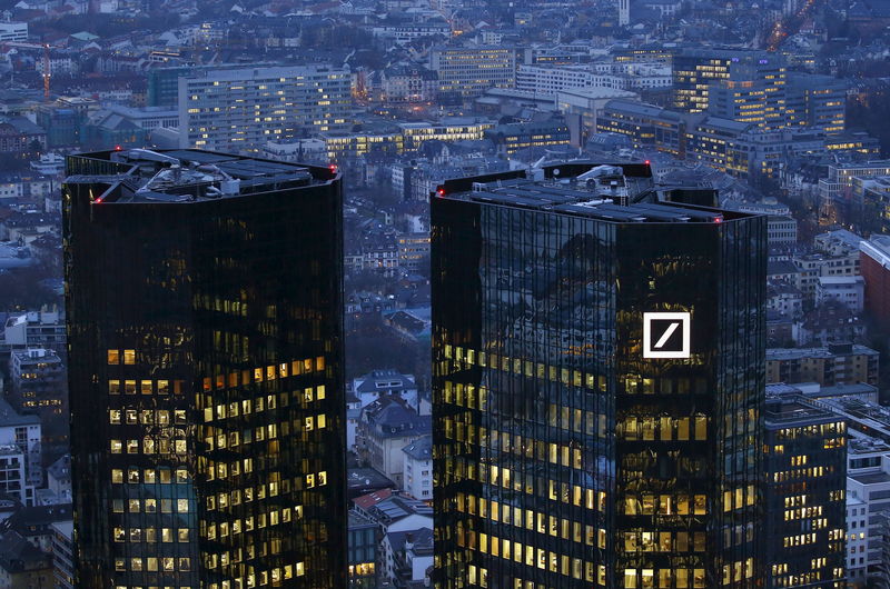 За падением акций Deutsche Bank может стоять единственная ставка