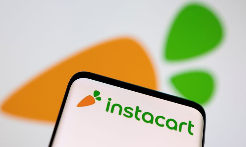 Акции сервиса доставки продуктов Instacart подорожали на 12% после IPO на Nasdaq