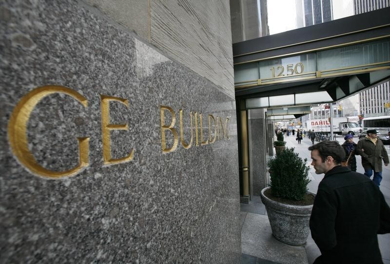 Как Уоррен Баффет спас General Electric во время финансового кризиса?