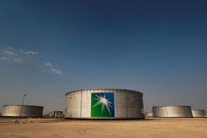 Read more about the article АНАЛИЗ-Саудовская Аравия укрепляется на нефтяном рынке Польши, угрожая позициям РФ От Reuters