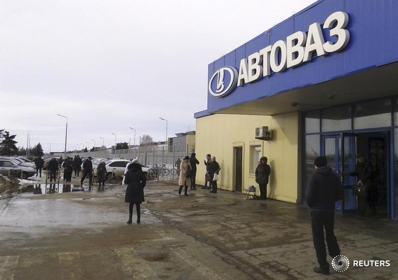 АвтоВАЗ сократил долю на российском рынке