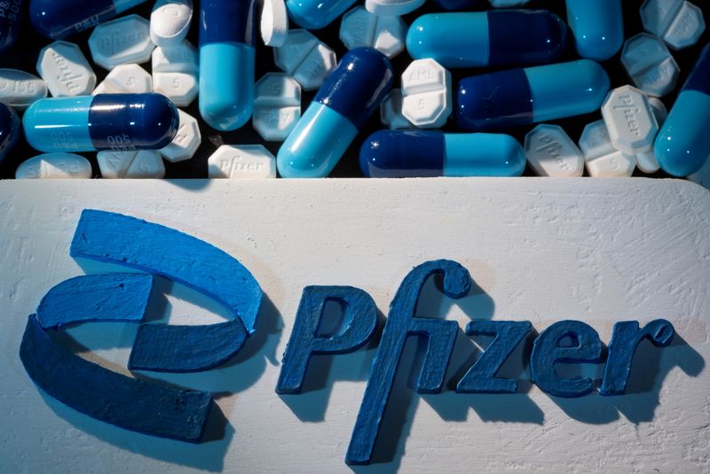 Минздрав РФ одобрил Pfizer исследование в России препарата от коронавируса в виде таблеток