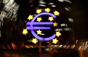 Read more about the article Опрос ЕЦБ указал на возврат инфляции к цели в 2023г От Reuters