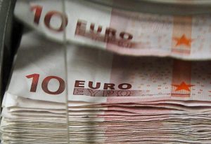 Read more about the article Средний курс евро со сроком расчетов «завтра» по итогам торгов составил 109,9662 руб. От IFX