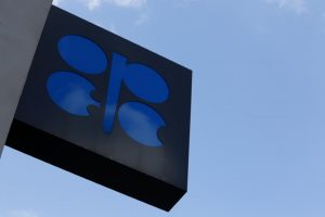 Read more about the article ОПЕК+ должна придерживаться текущего соглашения о добыче нефти — министры арабских стран-производителей От Reuters