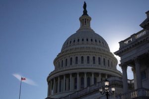 Read more about the article Республиканцы в Сенате США предложили новый законопроект о санкциях против РФ От Reuters