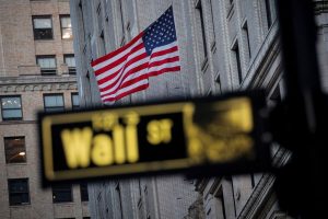 Read more about the article Рынок акций  США закрылся падением, Dow Jones снизился на 1,47% От Investing.com