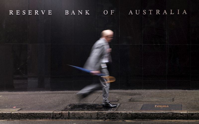 Read more about the article ЦБ Австралии прекратил выкуп облигаций, сохранив ключевую ставку в 0,1% От Reuters