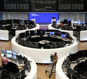 Read more about the article Скупка защитных акций привела к росту европейских индексов на фоне беспокойства вокруг Украины От Reuters
