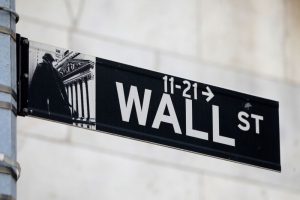 Read more about the article Рынок акций  США закрылся падением, Dow Jones снизился на 0,29% От Investing.com
