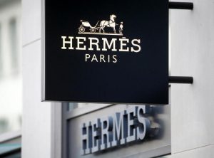 Read more about the article Hermes сообщил о временном закрытии магазинов в России От Reuters