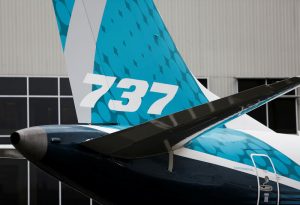 Read more about the article Boeing временно остановил закупку титана для самолетов в России От Investing.com