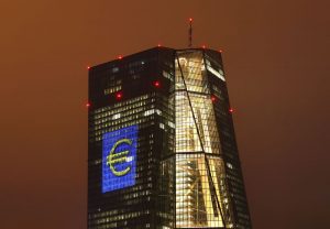 Read more about the article У инфляции в еврозоне «не видно потолка» От Investing.com