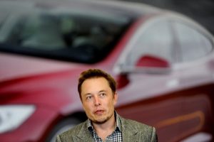 Read more about the article Маск анонсировал повышение цен на премиум-софт для Tesla От Investing.com