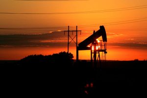 Read more about the article Нефть слабо восстанавливается после снижения накануне От IFX