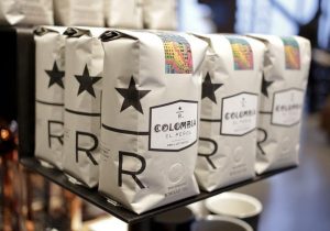 Read more about the article К 2025 году Starbucks планирует открыть в Китае 3 тыс. новых кофеен От IFX