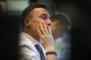 Read more about the article Рынок акций Московской биржи по состоянию на 16:00 мск 6 октября снижается От IFX