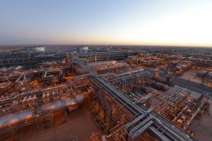 Read more about the article Saudi Aramco в декабре повысит цены на нефть для Европы, сохранит для США От IFX