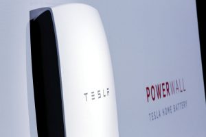 Read more about the article Акции Tesla обновили минимум с июля 2020 года От Investing.com