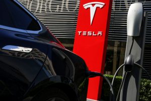 Read more about the article Tesla ввела в эксплуатацию в Китае 10 тыс. зарядных устройств для электромобилей От IFX