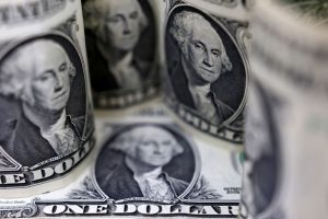 Read more about the article Средневзвешенный курс доллара США к российскому рублю со сроком расчетов «завтра» по состоянию на 15:30 мск 23 декабря составил 68,676 руб. От IFX