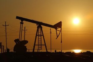 Read more about the article Нефть подешевела на фоне большого увеличения запасов в США От Investing.com
