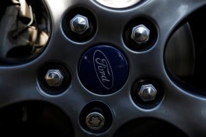 Read more about the article Ford сократил квартальную чистую прибыль в 9,4 раза От IFX