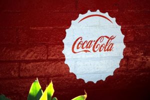 Read more about the article Coca-Cola снизила квартальную чистую прибыль на 16%, в целом за год снизила на 2% От IFX