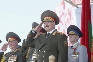 Read more about the article Лукашенко предложил объединить промышленную политику Белоруссии, Китая и России От IFX