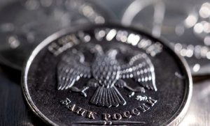 Read more about the article Доля рубля в экспортных расчетах сравнялась с долларом и обогнала евро От Investing.com
