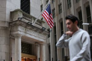 Read more about the article Аналитики Fundstrat обозначили решающий момент для рынка акций США От Investing.com