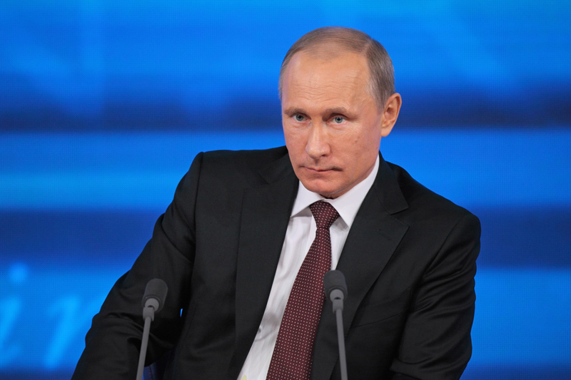 В текущем году реальные доходы граждан должны вырасти не менее, чем на 2,5% - Путин