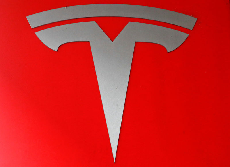 Аналитики прогнозируют рост акций Tesla на 13% в этом году
