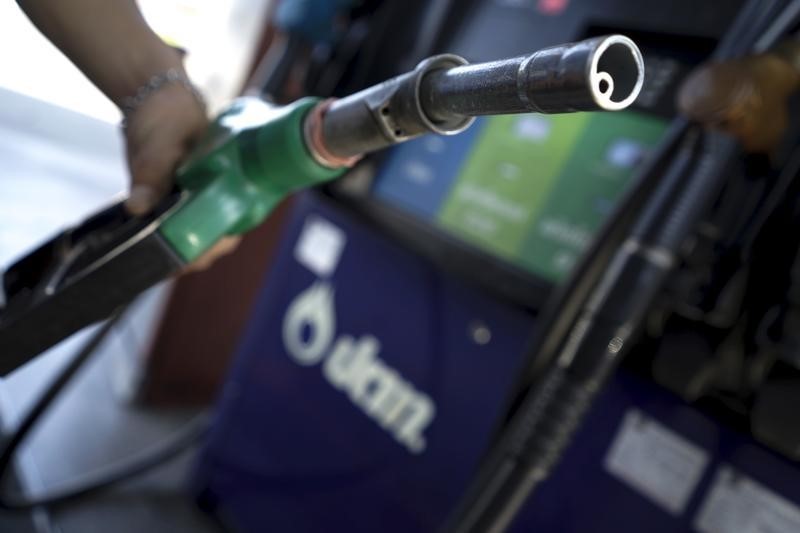 Цены на нефть достигли 5-месячного минимума перед заседанием ФРС