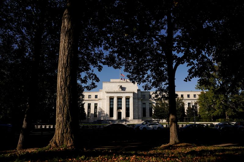 Goldman: инфляция вынудит ФРС поднять ставку более 4 раз