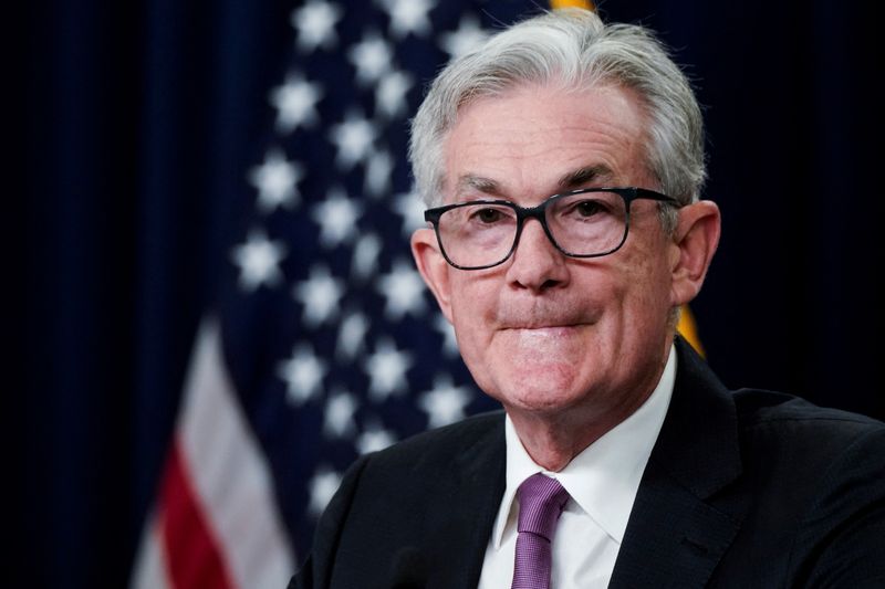 Глава ФРС Пауэлл не поддержал слишком раннее снижение ставки