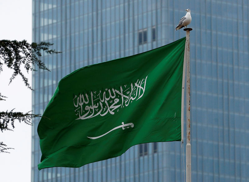 Эксперт: Саудовская Аравия может неожиданно сократить добычу нефти