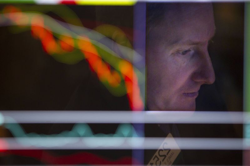 Падение расписок на российские акции на Лондонской фондовой бирже замедлилось