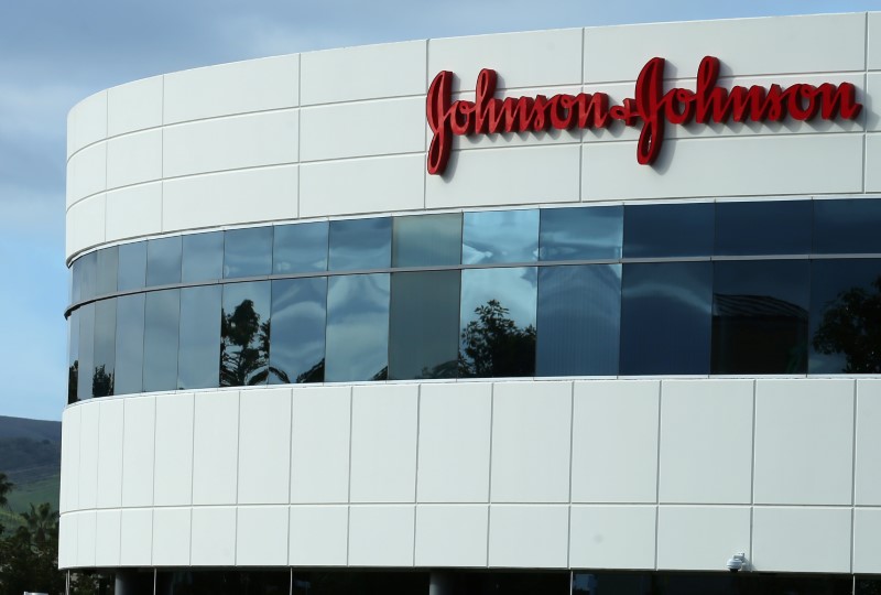 J&J снизил ожидания по выручке и прибыли в 2022 году