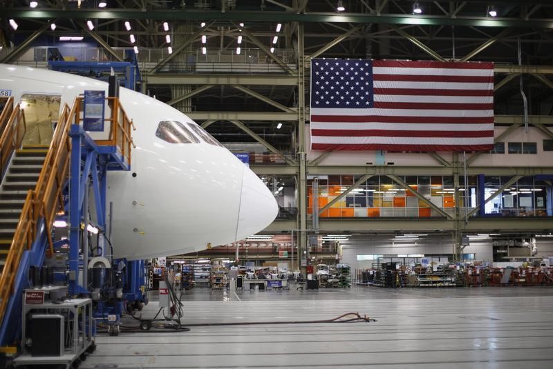 United Airlines заключила контракт с Boeing на поставку 100 самолетов Dreamliner