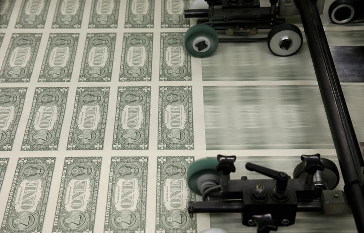 Доллар пошел в рост после выхода протокола ФРС
