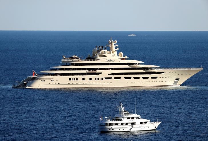 Европа задерживает яхты российских олигархов