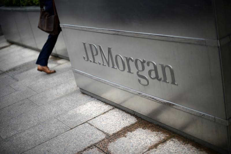 JP Morgan посоветовал избавиться от американских акций