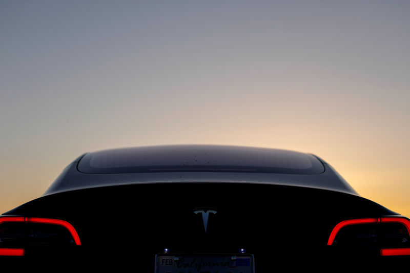 С начала этого года шортселлеры заработали на акциях Tesla почти $7 млрд