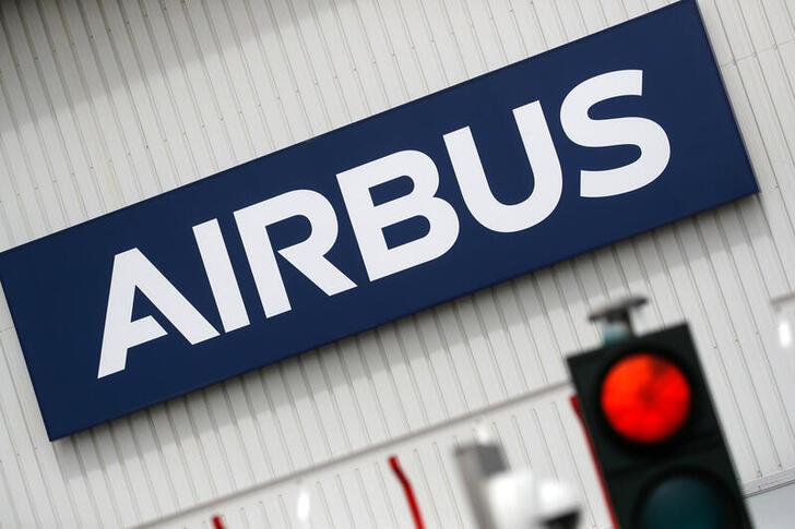 Airbus приостановил поставки деталей в Россию, изучает варианты поддержки инженерных центров