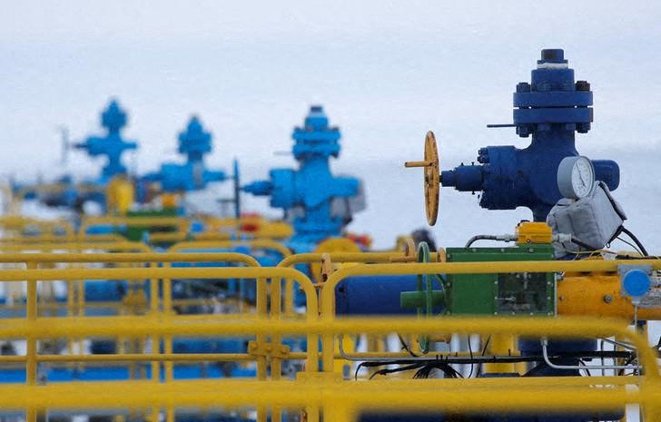 Реверсные поставки по газопроводу Ямал-Европа в Польшу продолжились в понедельник