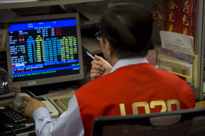 Ведущий хедж-фонд Китая обвинил иностранных инвесторов в обвале акций