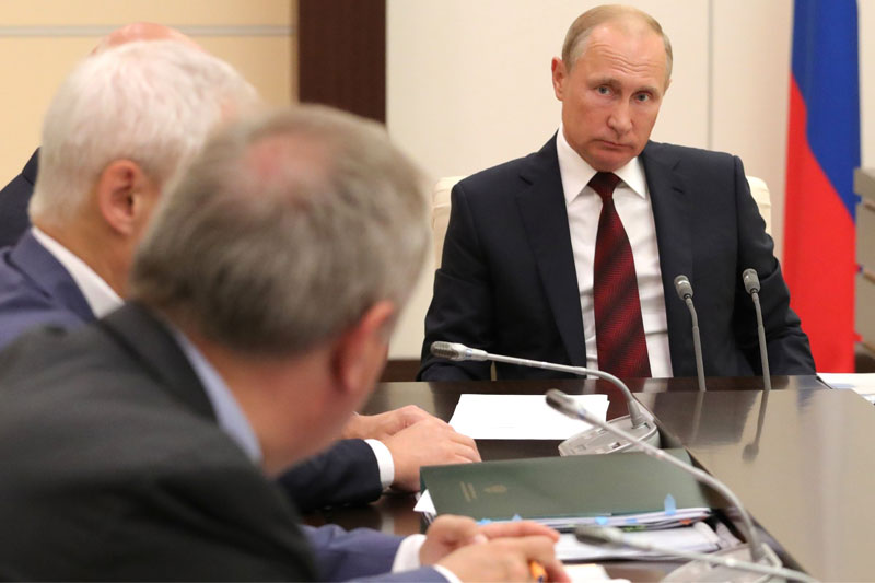 Путин подписал закон о смягчении бюджетного правила